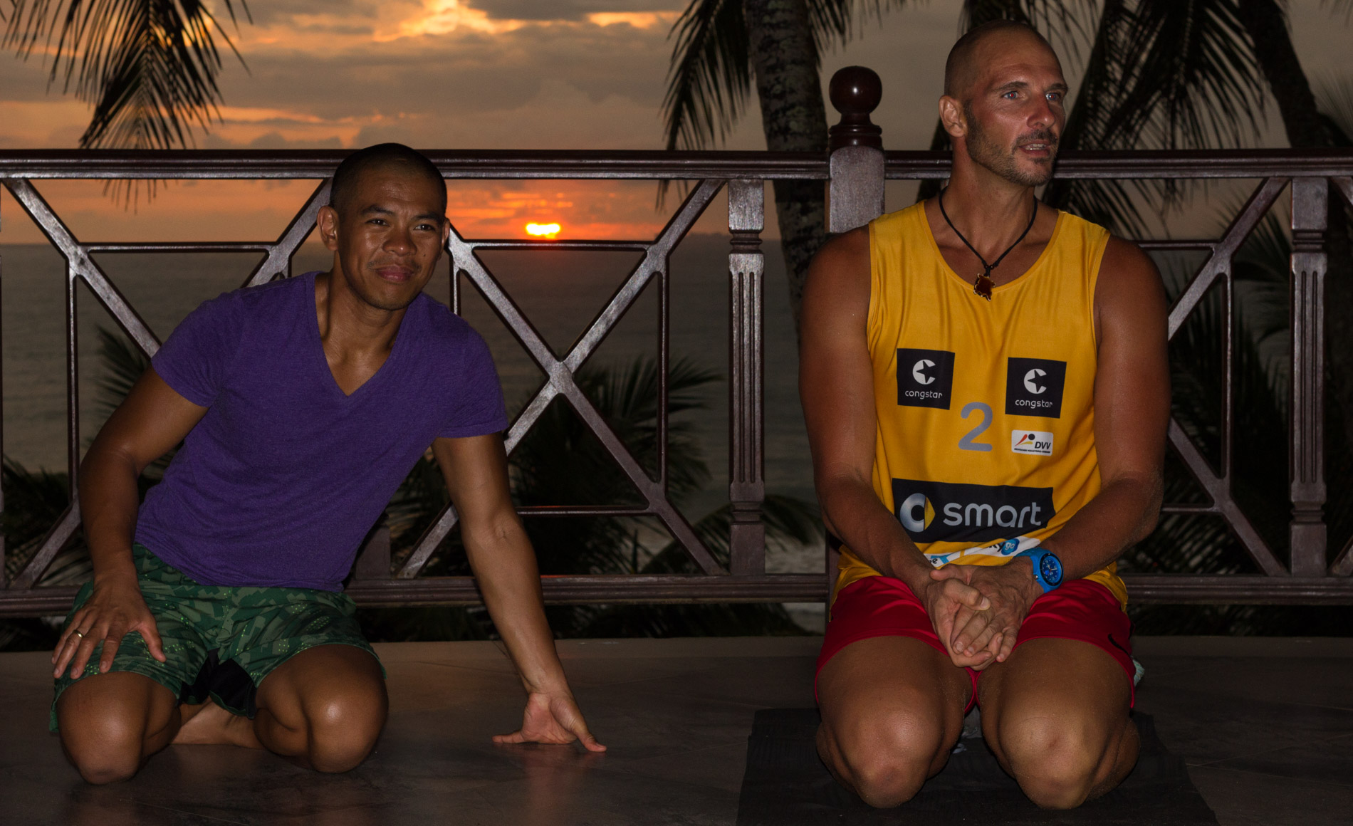 Hans und Marco vor Sonnenuntergang auf Bali